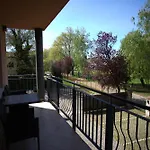 호텔 La Riva 3*
