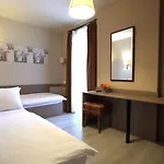 La Riva 호텔 3*