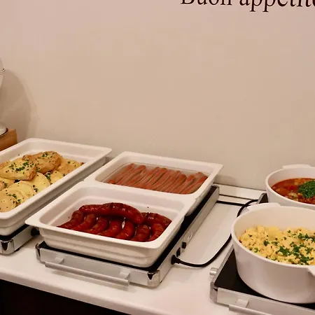 Отель La Riva Шиофок