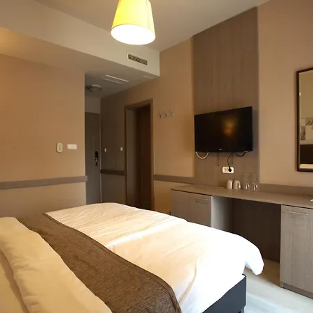 Hotel La Riva 3*