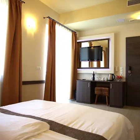 La Riva Отель 3*