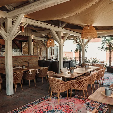 Hotel La Riva Siofok