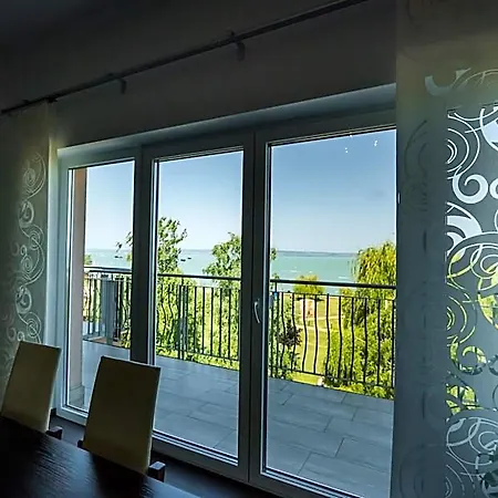 La Riva Hotel 3*