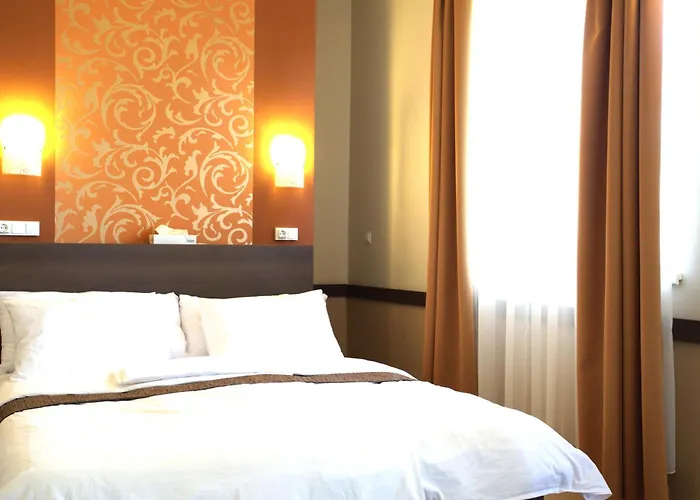 La Riva Hotel