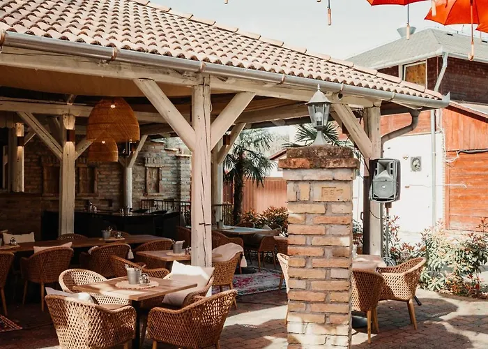 La Riva Hotel