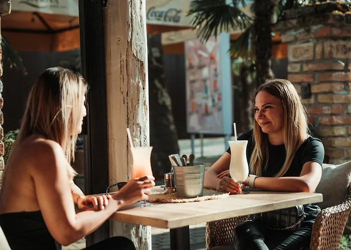 La Riva فندق شيوفوك