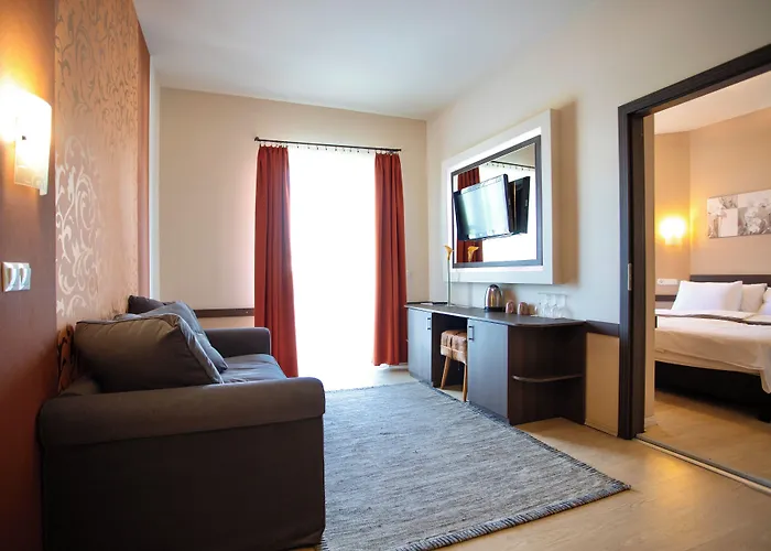 ホテル La Riva 3*